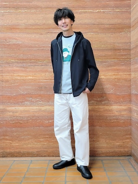 「TAKEO KIKUCHI（タケオキクチ）の【撥水・洗える・シワになりにくい】 リランチェ（R） フードブルゾン（ブルゾン、ブラック系）」を使った、piroya619さん（メンズ）の春コーディネート