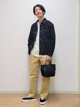 「TAKEO KIKUCHI（タケオキクチ）の【BOWLER HAT LABEL】ブラックデニムGジャン（デニムジャケット、ブラック系）」を使った、piroya619さん（メンズ）の秋コーディネート