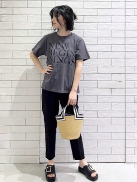 しおりさん(レディース・160cm)の春コーディネート