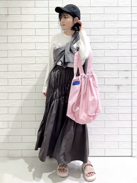 しおりさん(レディース・160cm)の春コーディネート
