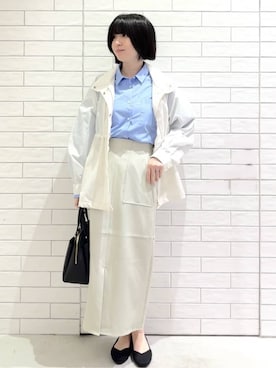 「アイテム（ショルダーバッグ、パープル系）」を使った、しおりさん（レディース・160cm）の春コーディネート