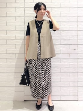 「OPAQUE.CLIP（オペークドットクリップ）のアイテム（Tシャツ/カットソー）」を使った、しおりさん（レディース・160cm）の夏コーディネート