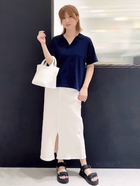 「アイテム（デニムスカート、ホワイト系）」を使った、しおりさん（レディース・160cm）の夏コーディネート