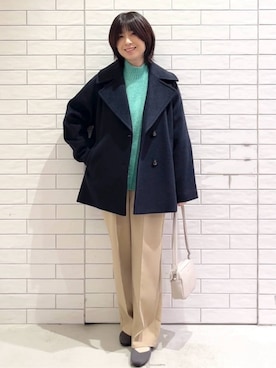 カシミヤブレンドウールミドルピーコートを使った人気ファッション