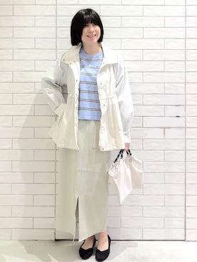 「アイテム（ショルダーバッグ、パープル系）」を使った、しおりさん（レディース・160cm）の春コーディネート