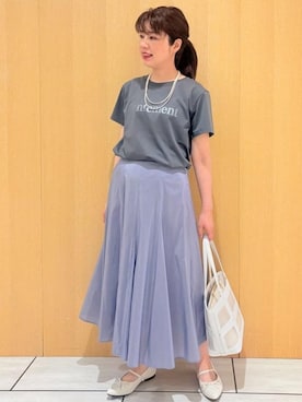「UNTITLED（アンタイトル）の【洗える/ロゴ】プリントジャージTシャツ（Tシャツ/カットソー、グレー系）」を使った、CHISATOさん（レディース・154cm）の夏コーディネート
