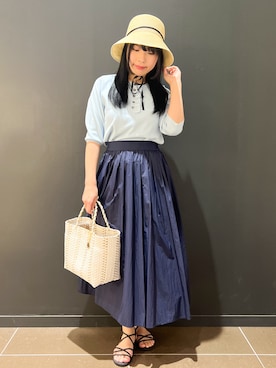 「OPAQUE.CLIP（オペークドットクリップ）のフリルヘンリーネックニット【洗濯機OK/抗ピル】（Knitwear、ブルー系）」を使った、yunさん（レディース・155cm）の春コーディネート