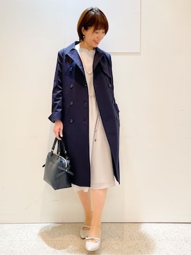 「アイテム（トレンチコート、ブルー系）」を使った、めいさん（レディース・160cm）の冬コーディネート