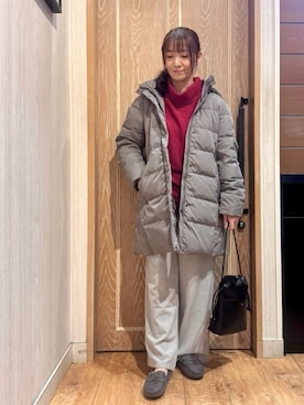 「アイテム（ダウンジャケット/コート、グリーン系）」を使った、KAORIさん（レディース・157cm）の冬コーディネート