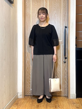 「SHOO・LA・RUE（シューラルー）のアイテム（その他パンツ）」を使った、KAORIさん（レディース・157cm）の秋コーディネート