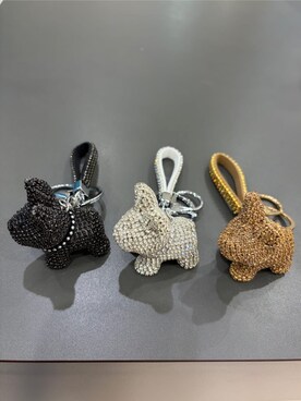 「SHOO・LA・RUE（シューラルー）のキラキラ犬チャーム（チャーム、ゴールド系）」を使った、ゆうゆうさん（レディース・153cm）の春コーディネート