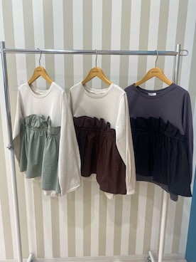 「DRESKIP（ドレスキップ）の【洗濯機可/S-LL】1枚で華やか フリルドッキングトップス（Tシャツ/カットソー、ホワイト系）」を使った、ゆうゆうさん（レディース・153cm）の秋コーディネート