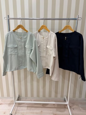 「SHOO・LA・RUE（シューラルー）の【S-LL】サッと羽織れてきれい見え　フラップポケット ノーカラーブルゾン（ブルゾン、ホワイト系）」を使った、ゆうゆうさん（レディース・153cm）の春コーディネート