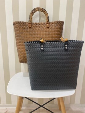 「SHOO・LA・RUE（シューラルー）の雑材風メッシュトートバッグ（トートバッグ、ブラック系）」を使った、ゆうゆうさん（レディース・153cm）の夏コーディネート