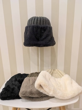 「SHOO・LA・RUE（シューラルー）のニット×フェイクファーワッチ（ニットキャップ/ビーニー、ホワイト系）」を使った、ゆうゆうさん（レディース・153cm）の秋コーディネート