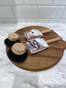 「212 KITCHEN STORE（トゥワントゥキッチンストア）の鍋・フライパン洗い 大 ＜marna マーナ＞（Cleaning tools、その他）」を使った、HARUさん（レディース）の秋コーディネート