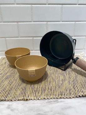 「212 KITCHEN STORE（トゥワントゥキッチンストア）のお味噌汁パン 16cm ウォルナット <藤田金属＞（Pots / Frying pans、その他）」を使った、HARUさん（レディース）の冬コーディネート