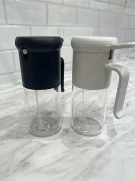 「212 KITCHEN STORE（トゥワントゥキッチンストア）の耐熱ガラスオイルスプレー WH ＜atomico  アトミコ＞（Kitchen tool、その他）」を使った、HARUさん（レディース）の夏コーディネート