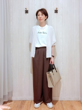 「SHOO・LA・RUE（シューラルー）の【洗濯機可/ひんやり/UV】さらっとしたタッチが心地よい ショート丈 Vネックカーディガン（カーディガン/ボレロ、グレー系）」を使った、Ribさん（レディース・163cm）の春コーディネート