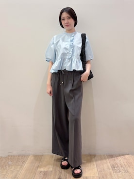 「OPAQUE.CLIP（オペークドットクリップ）のクロスベルトデザインサンダル（サンダル）」を使った、RINさん（レディース・170cm）の春コーディネート