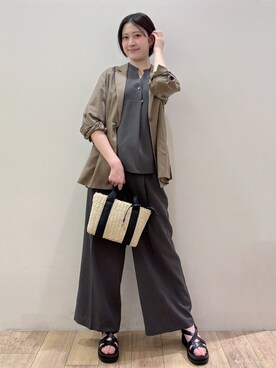 「OPAQUE.CLIP（オペークドットクリップ）のクロスベルトデザインサンダル（サンダル）」を使った、RINさん（レディース・170cm）の春コーディネート