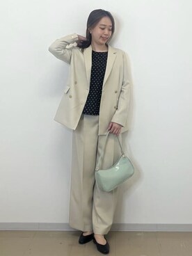 「OPAQUE.CLIP（オペークドットクリップ）の金ボタンダブルブレストテーラードジャケット/セットアップ対応【洗える】（テーラードジャケット、ベージュ系）」を使った、miyuuさん（レディース・166cm）の春コーディネート