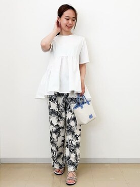 「OPAQUE.CLIP（オペークドットクリップ）の◆ペプラムドッキングカットソー【洗濯機洗い可】（Tシャツ/カットソー）」を使った、miyuuさん（レディース・166cm）の春コーディネート