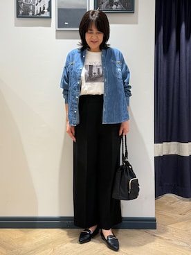 「Lee（リー）のアイテム（シャツ/ブラウス）」を使った、Lilyさん（レディース・165cm）の秋コーディネート