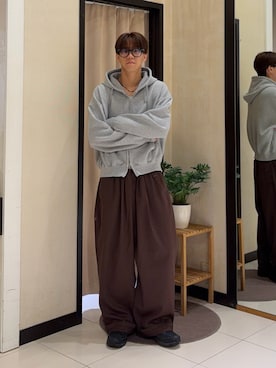 「CPCM（シーピーシーエム）の【全骨格対応◎】5Xイージーパンツ《ユニセックス仕様》（チノパンツ、ブラウン系）」を使った、swokpalさん（メンズ・172cm）の秋コーディネート