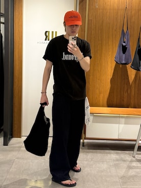 「URBAN RESEARCH（アーバンリサーチ）のCIOTA　WIDE BAGGY 5 POCKET PANTS（デニムパンツ、ブルー系）」を使った、髙鍋サワさん（メンズ・178cm）の夏コーディネート
