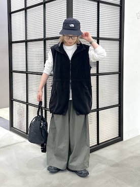 「LEPSIM（レプシィム）の【500mlペットボトルも入る】ユーティリティ巾着バッグ　633023【KKfashion紹介アイテム】（ショルダーバッグ、ブラック系）」を使った、aya.さん（148cm）の秋コーディネート