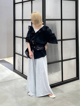 「LEPSIM（レプシィム）のカットイージーワイドパンツ　499173（その他パンツ、グレー系）」を使った、aya.さん（148cm）の夏コーディネート