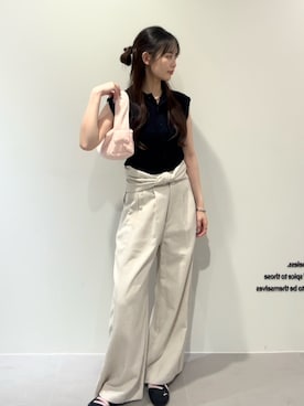 「LAATO（ラート）のwide easy trousers（その他パンツ、ホワイト系）」を使った、yukaさん（レディース・162cm）の夏コーディネート