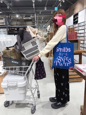 「アイテム（オールインワン・サロペット）」を使った、こずえ さん（レディース・156cm）の冬コーディネート