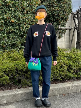 「アイテム（サンダル）」を使った、こずえ さん（レディース・156cm）の秋コーディネート