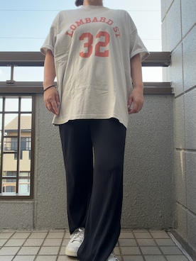 「DISCOAT（ディスコート）の【ユニセックス】ナンバリングロゴ半袖T《WEB限定》（Tシャツ/カットソー、グレー系）」を使った、3児ママのリアルコーデさん（レディース・150cm）の夏コーディネート