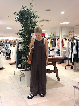 「アイテム（サロペット/オーバーオール）」を使った、さくらさん（レディース・154cm）の夏コーディネート