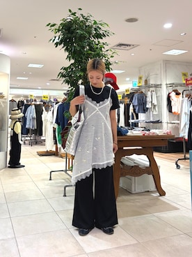 「CIAOPANIC TYPY（チャオパニックティピー）の【willow】スパンコールビーズレースアシメキャミチュニック（Tシャツ/カットソー、ホワイト系）」を使った、さくらさん（レディース・154cm）の夏コーディネート