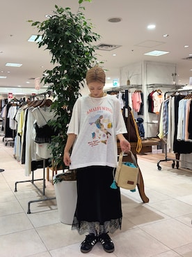 「CIAOPANIC TYPY（チャオパニックティピー）の【AMALFI】ワンポイント刺繍アソートプリントTee（Tシャツ/カットソー、ホワイト系）」を使った、sakura154typさん（レディース・154cm）の夏コーディネート