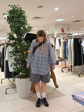 「CIAOPANIC TYPY（チャオパニックティピー）のテンセルシアーアソート柄バンドカラーシャツ（シャツ/ブラウス、ブルー系）」を使った、sakura154typさん（レディース・154cm）の春コーディネート