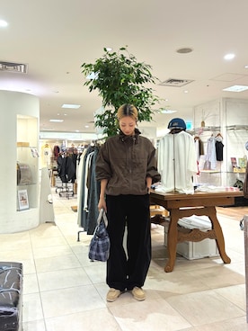 「THEATRE PRODUCTS（シアタープロダクツ）のアイテム」を使った、さくらさん（レディース・154cm）の秋コーディネート
