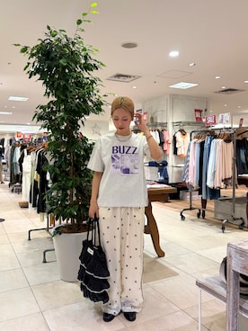 「Disney（ディズニー）のアイテム（Tシャツ/カットソー）」を使った、さくらさん（レディース・154cm）の夏コーディネート
