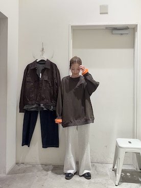 「DISCUS（ディスカス）の【DISCUS】別注インレイ裏シャギープルオーバー（Tシャツ/カットソー、ブラウン系）」を使った、さくらさん（レディース・154cm）の秋コーディネート