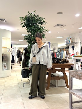 「THEATRE PRODUCTS（シアタープロダクツ）のアイテム」を使った、さくらさん（レディース・154cm）の秋コーディネート