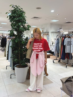 「CIAOPANIC TYPY（チャオパニックティピー）の【UNISEX】アソート柄アップリケTEE（Tシャツ/カットソー、レッド系）」を使った、sakura154typさん（レディース・154cm）の春コーディネート