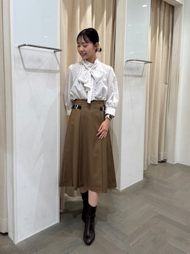「NATURAL BEAUTY BASIC（ナチュラルビューティーベーシック）のリボンボウタイブラウス（シャツ/ブラウス、ホワイト系）」を使った、honokaさん（レディース・153cm）の秋コーディネート