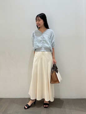 「NATURAL BEAUTY BASIC（ナチュラルビューティーベーシック）のチュール刺繍シアーカーディガン（カーディガン/ボレロ、ブルー系）」を使った、honokaさん（レディース・153cm）の夏コーディネート