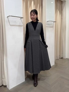 「NATURAL BEAUTY BASIC（ナチュラルビューティーベーシック）のシアーフレアカフスリブニット（ニット/セーター、ブラック系）」を使った、honokaさん（レディース・153cm）の秋コーディネート