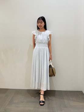 「NATURAL BEAUTY BASIC（ナチュラルビューティーベーシック）のフラワープリントフリルワンピース（ワンピース、ブルー系）」を使った、honokaさん（レディース・153cm）の夏コーディネート