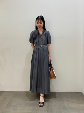 「NATURAL BEAUTY BASIC（ナチュラルビューティーベーシック）のフロントボタンプリーツワンピース（ワンピース、グレー系）」を使った、honokaさん（レディース・153cm）の夏コーディネート